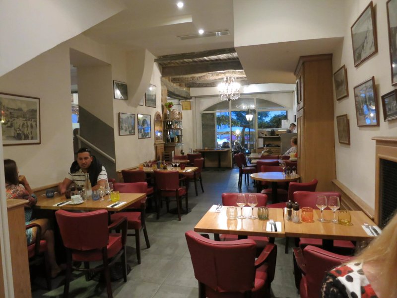 Cafe des Arcades