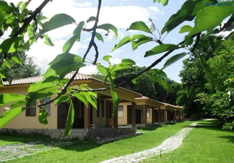 Perpershka River Villas
