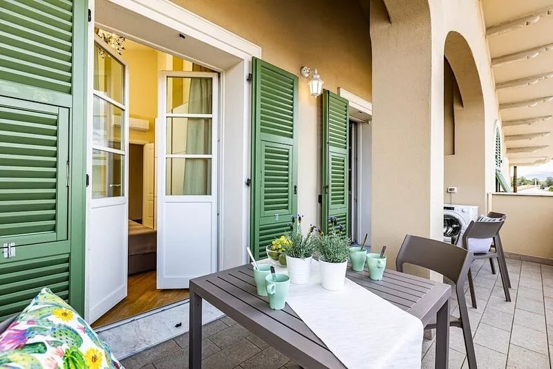 Apartment with all conforts, wifi + parking + elevator + AC and terrace