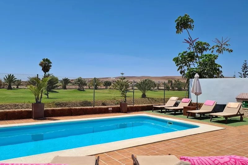 Villa Grace - 5 star family friendly  licensed villa with private pool