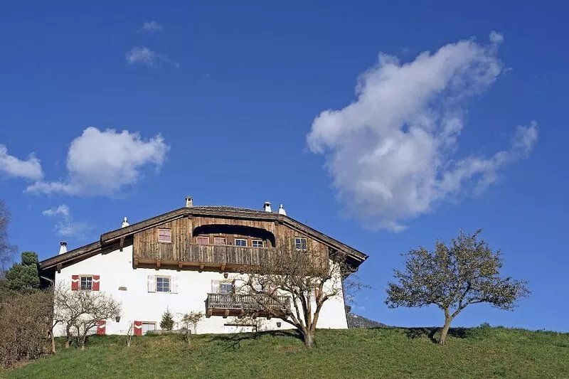 Elegant farm completely renovated