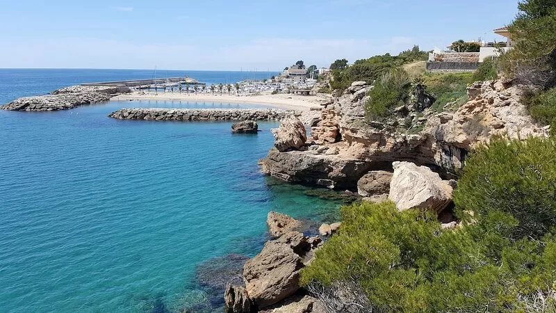 Lovely Catalan-style villa with private pool and breathtaking sea views