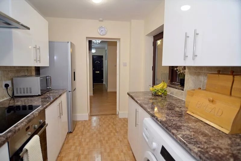 3 bedroom London House