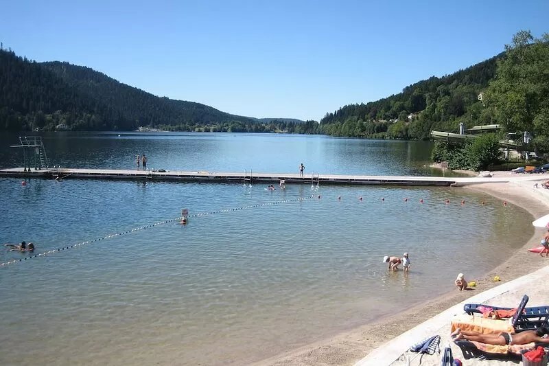 3-star chalet in Gérardmer, sleeps 4 + baby equipment.