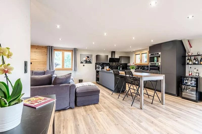 Superb renovated chalet in the heart of Morzine