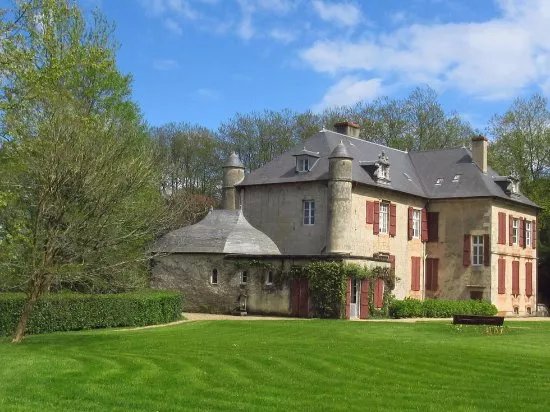 Escape From the Chateau