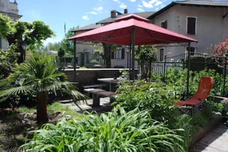 Casa Rossi: Vacation in the dreamy mountain village of Trarego-Viggiona above