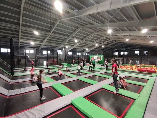 Amplituda Trampoline Center