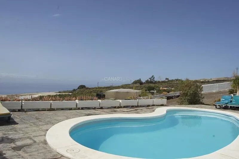 Charming Finca Las Dulces: Organic Farm Stay with Pool amp; Sea View in S