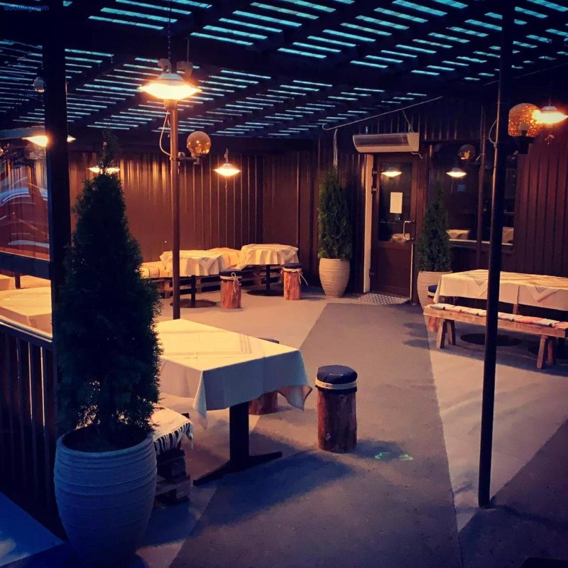 Hotelli Ravintola Peltohovi
