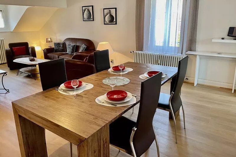 Beautiful cozy cottage upscale 4 people + garage