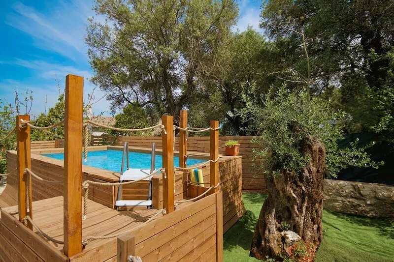 Villekulla Villa: Tranquil Stay with Sea Views