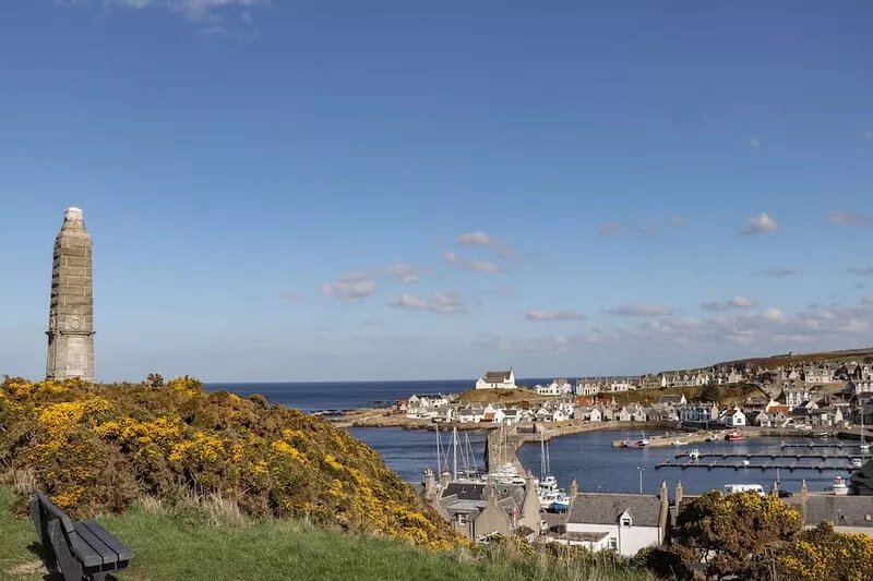 HOLLY HOOSE, pet friendly, country holiday cottage in Findochty