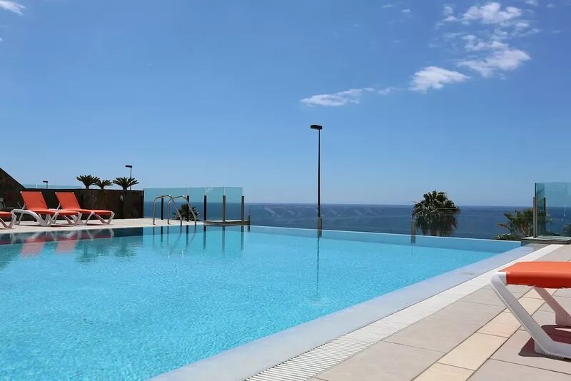 Newly built apartment with 256 sqm terrace and spectacular sea view