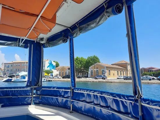 Balade En Bateau Sur Les Canaux De Martigues