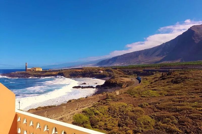 Tenerife Holiday Apartment Penthouse Sea and Mountain Views in the North