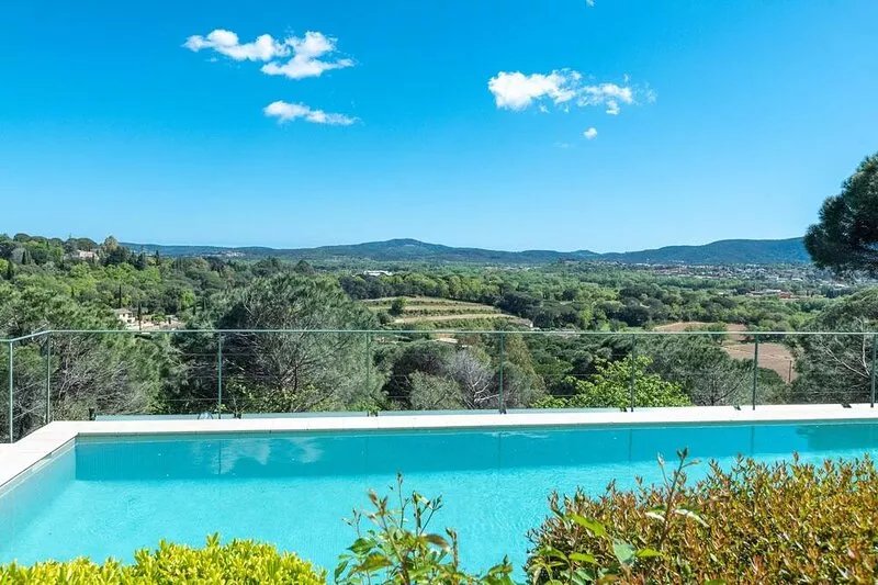 Magnificent property near Grimaud-village with breathtaking views