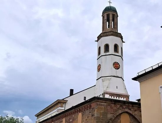 Zwoelf-Apostel-Kirche