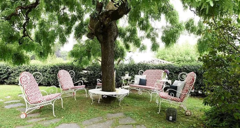 Lake Maggiore, beautiful villa with pool and large garden on Lake Maggiore