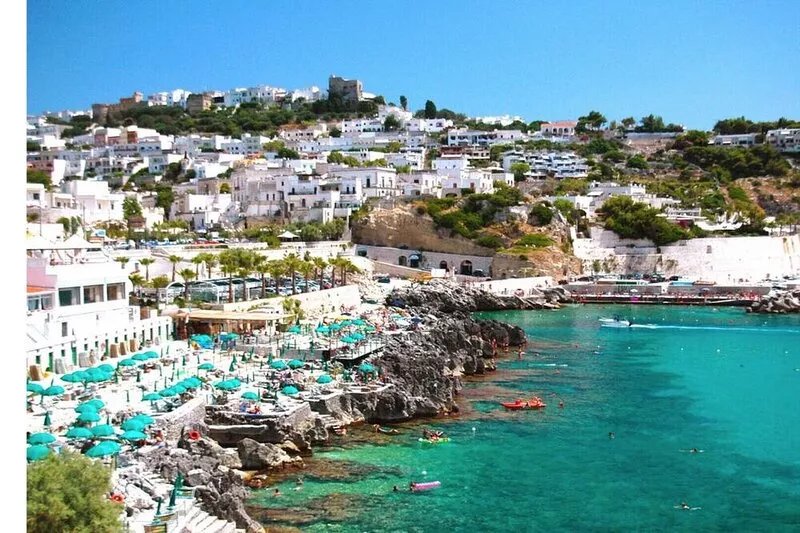 new apt with private garden, all comforts, WI-Fi & AC, in Salento's hearth