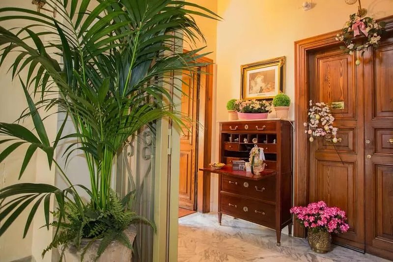 A True Heaven Of Tranquility (wi-fi ,a/c, tv sat,private kitchenette) 2-5