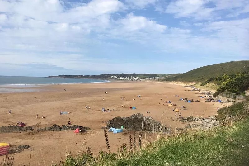 Amazing sea views, sleeps 8, 10 mins walk to beach/harbour