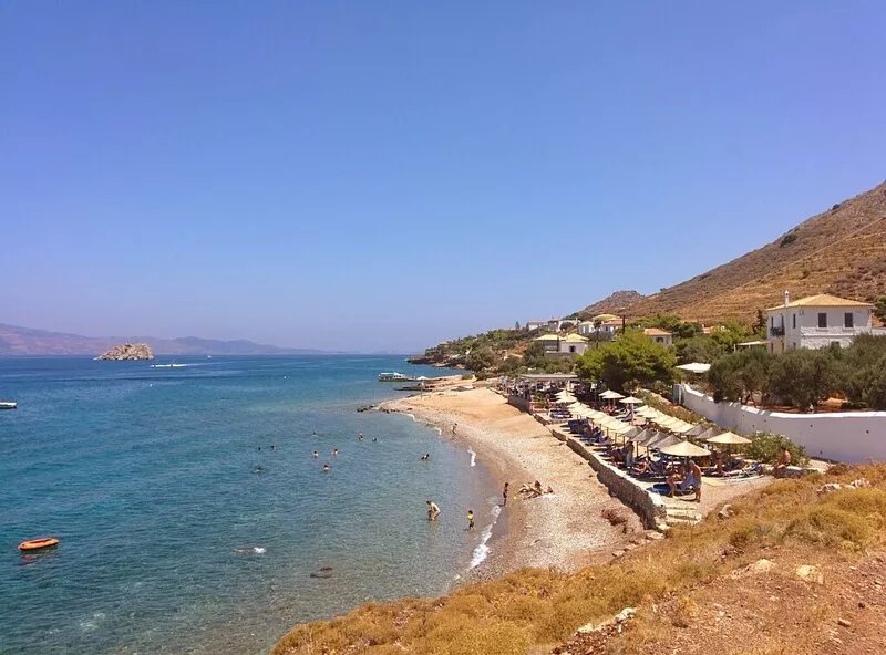 Private holiday home - total relaxation in car-free island in