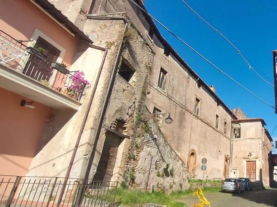 Castello San Vittorino