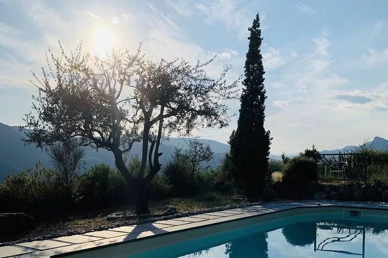 Beautiful California house hills Niçoises