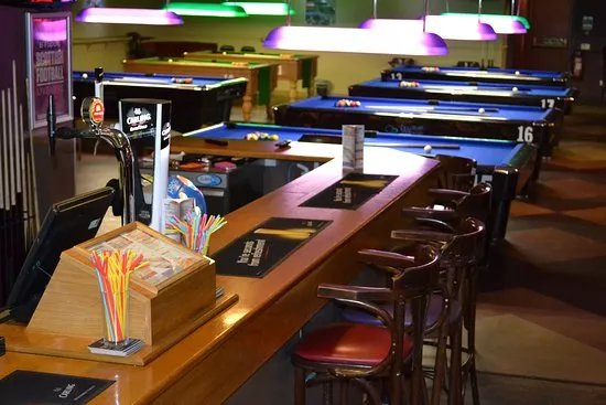 I.Que Cafe Bar & Cue Sports