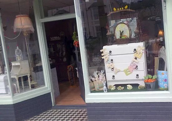 The Vintage Parlour