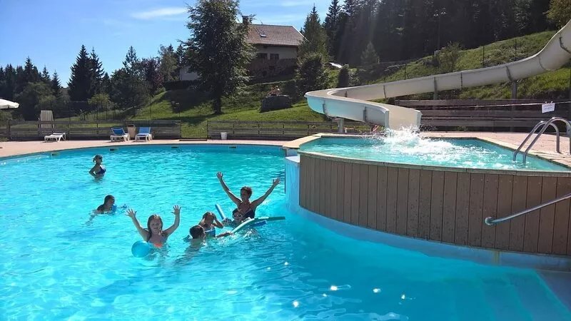 Wooden chalet rental 1 to 6 people