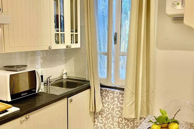 Casetta Ambretta, A quiet boutique loft in the heart of historic village