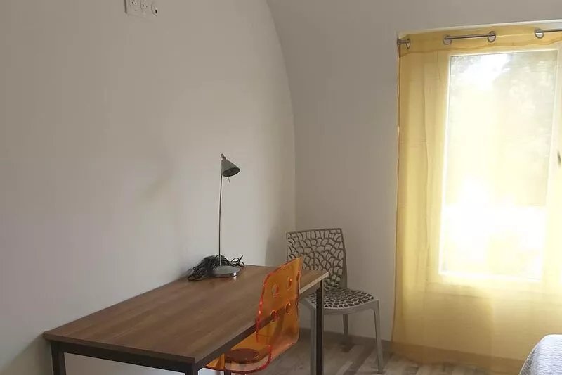 Beautiful villa 5 minutes from the beach. Pets welcome.