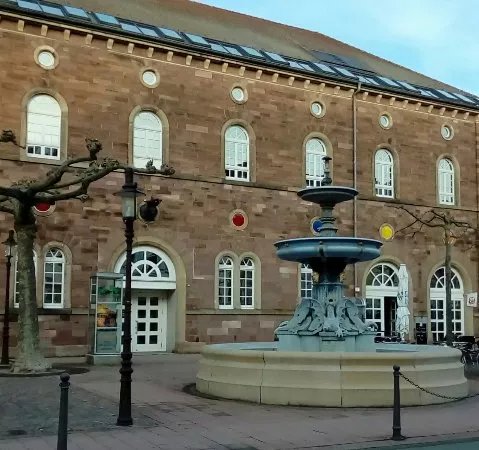 Fruchthalle