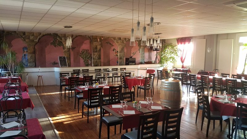 L'Arlequin Restaurant Bar Et Tabac