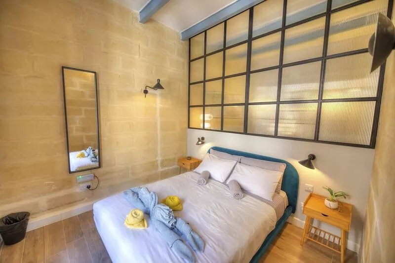 Beautifully furnished flat in the city center JBAL1-1
