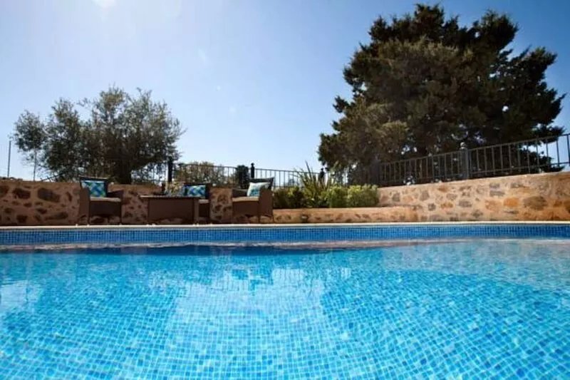Rural Stone Villa with private pool and mountain views near local sandy beaches!