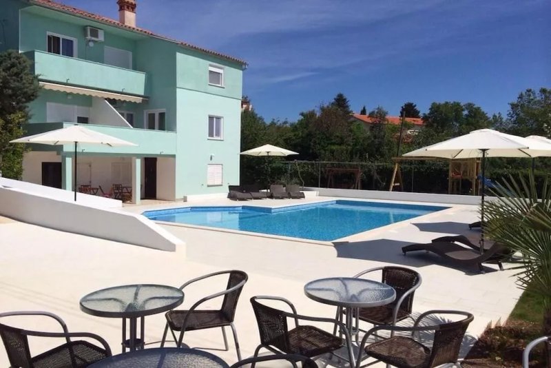 Traumhafte Apartments Mit Beheiztem Pool Mit Meerblick In Medulin