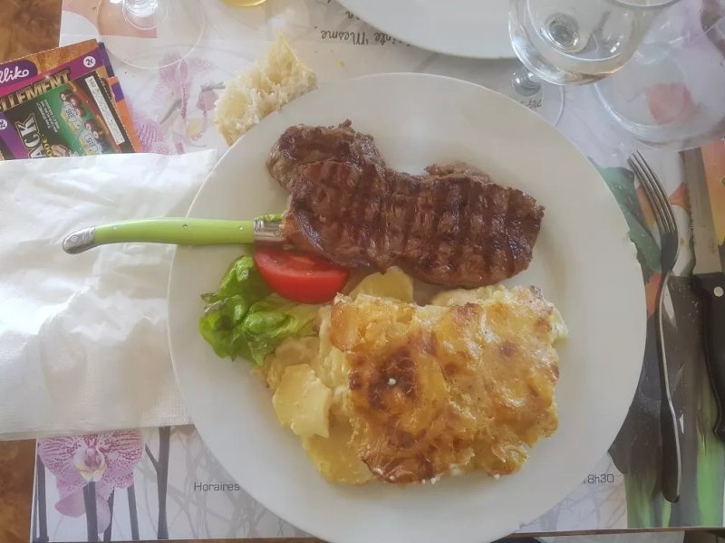 Chez Elles