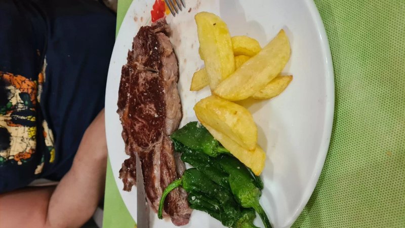 Cafeteria Gladys