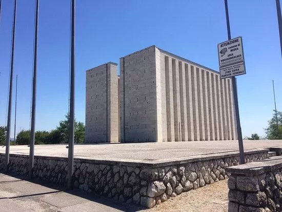 Ara Pacis Mundi di Medea