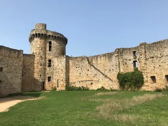 Chateau de la Madeleine