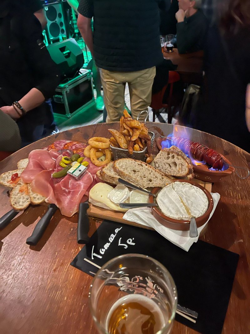 Galway Pub St Andre