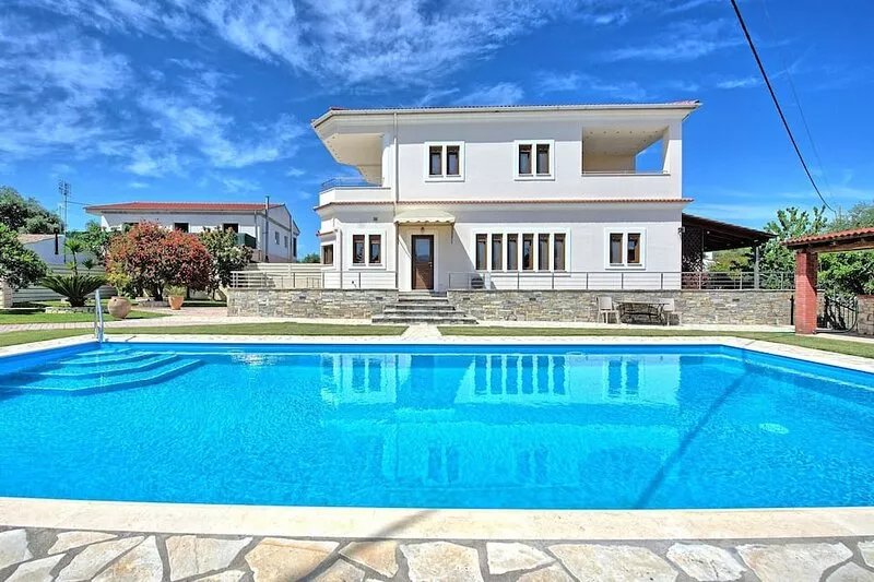 Acharavi Beach Villa - Luxury Seaside Villa Rental in Acharavi, Island of Corfu.