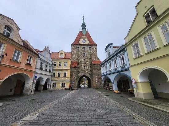 Lower Gate (Prazska)