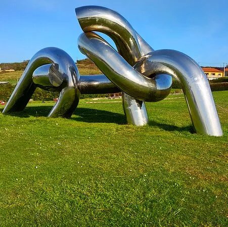 Escultura Solidaridad