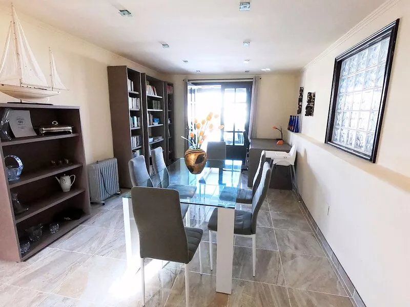Ligthouse, private heated pool, Prime video, wifi, bbq, ping pong, etc.