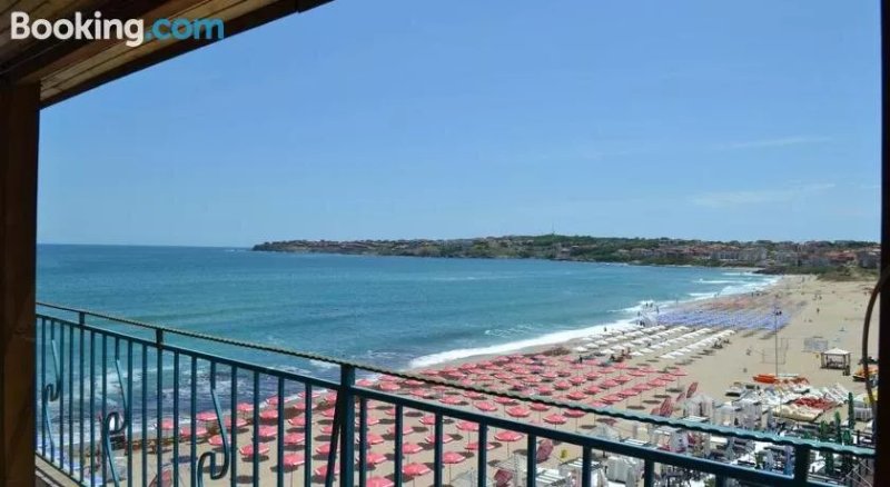 Phoenix Family Hotel