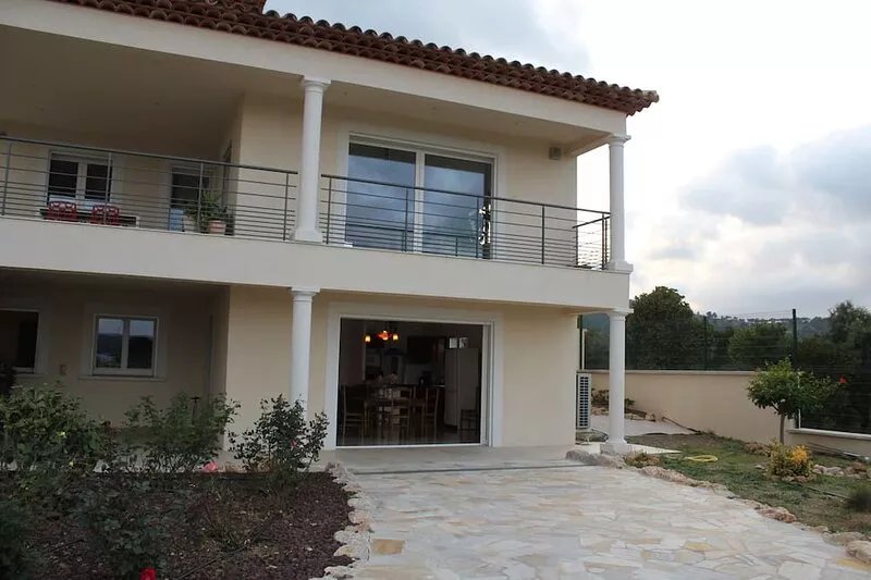 Rent large apartment T3 villa garden, comfortable, quiet